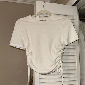 Zara cropped side tie tee🤍